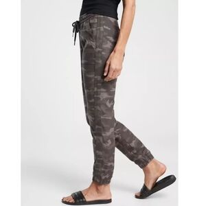 Athleta Farallon Joggers